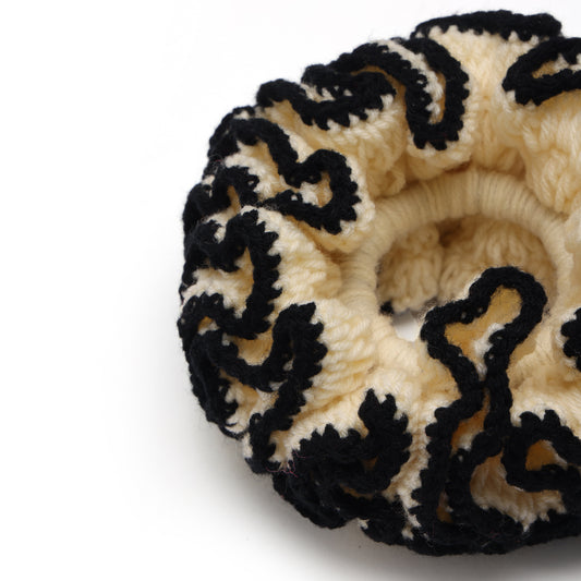 The Yarn Halo