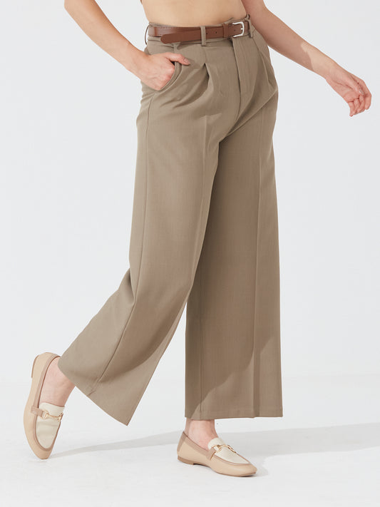 Tailored Pants with tan belt