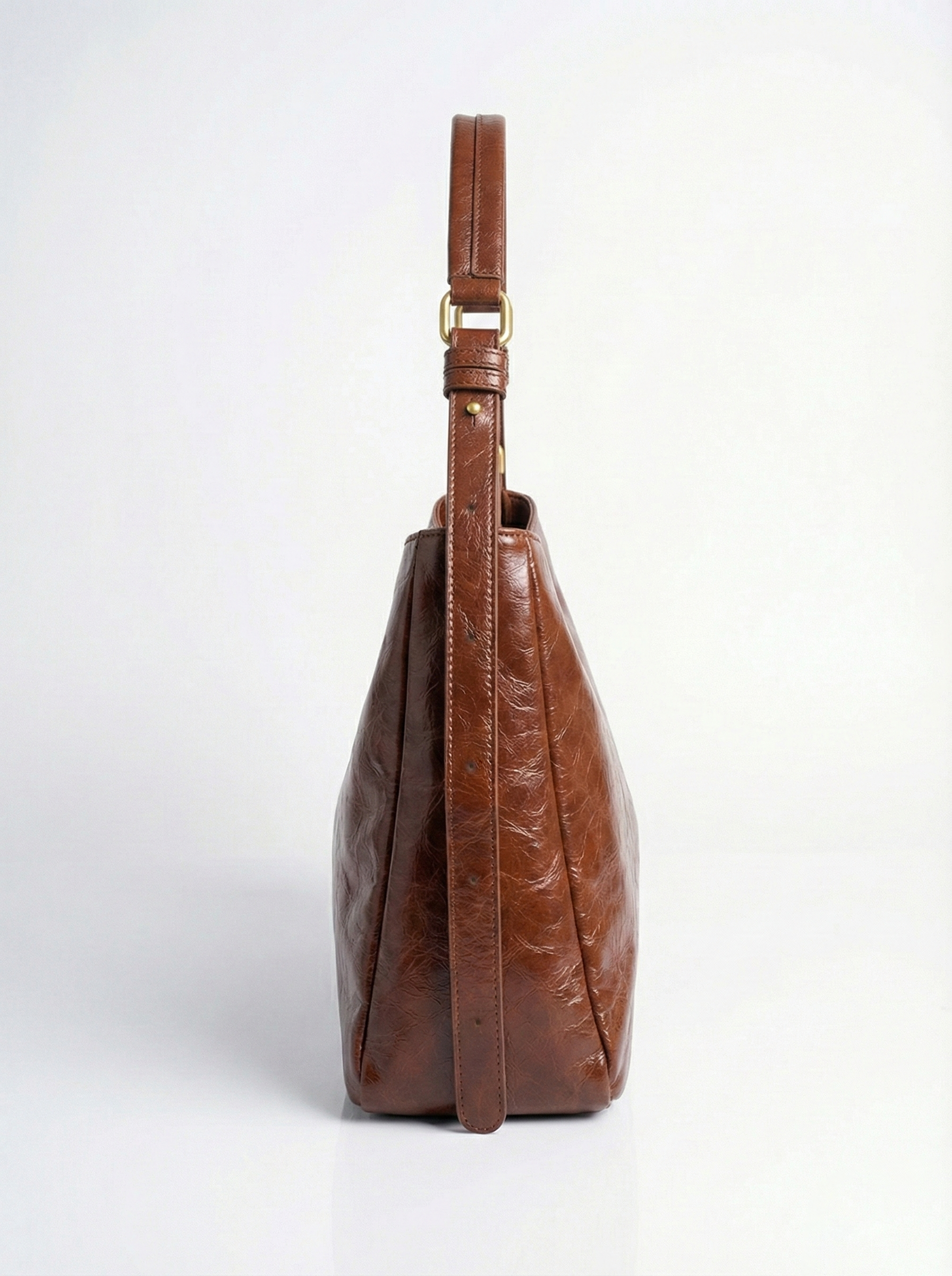 Vintage Luxe Brown Shoulder Bag with Gold Accent Lock